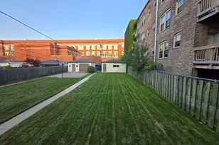 6941 S Cornell Ave, Chicago, IL 60649 - Photo 3