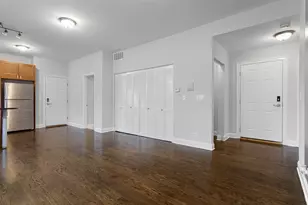 7530 N Seeley Ave, Chicago, IL 60645 - Photo 3