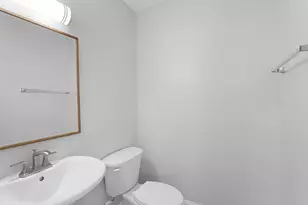 7530 N Seeley Ave, Chicago, IL 60645 - Photo 13
