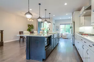 617 Parkside Ct, Libertyville, IL 60048 - Photo 11