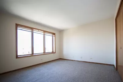6340 Capulina Avenue #4C, Morton Grove, IL 60053 - Photo 7