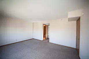 6340 Capulina Ave, Morton Grove, IL 60053 - Photo 9