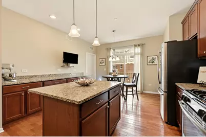 2845 Henley Lane, Naperville, IL 60540 - Photo 9
