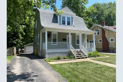 914 Clay Street #2, Woodstock, IL 60098 - Photo 1