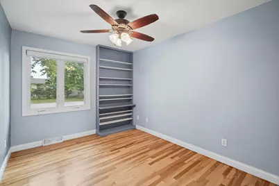 702 Wilson Avenue, Hoopeston, IL 60942 - Photo 17