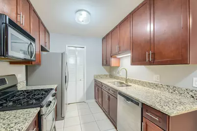2660 N Bosworth Avenue #1NW, Chicago, IL 60614 - Photo 9