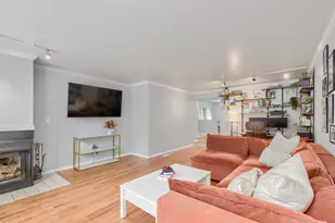 2660 N Bosworth Ave, Chicago, IL 60614 - Photo 7