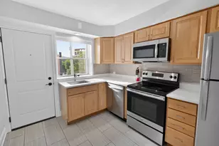 7634 N Eastlake Terrace, Chicago, IL 60626 - Photo 3