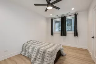 1535 W Estes Ave, Chicago, IL 60626 - Photo 21