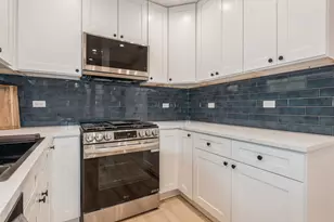 1535 W Estes Ave, Chicago, IL 60626 - Photo 11