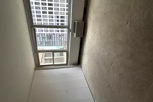 860 N Dewitt Pl, Chicago, IL 60611 - Photo 5