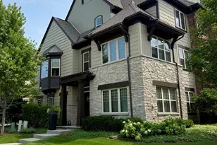 636 Parkside Ct, Libertyville, IL 60048 - Photo 5