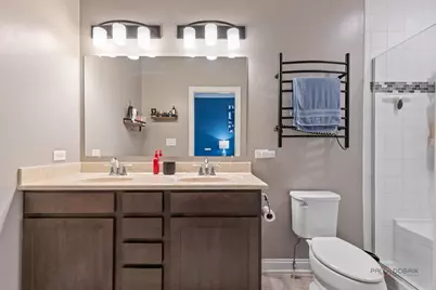 636 Parkside Court, Libertyville, IL 60048 - Photo 29