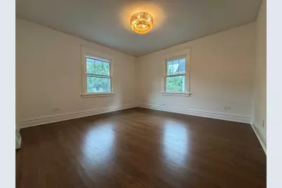 [Address not provided], La Grange, IL 60525 - Photo 7