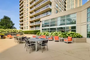 545 N Dearborn St, Chicago, IL 60654 - Photo 49