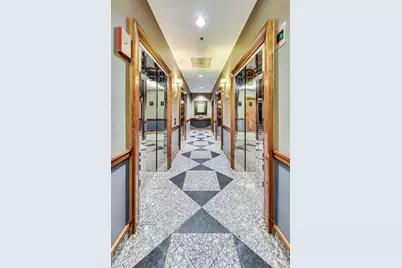545 N Dearborn Street #2309, Chicago, IL 60654 - Photo 9