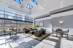 545 N Dearborn St, Chicago, IL 60654 - Photo 27