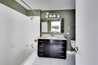 545 N Dearborn Street #2309, Chicago, IL 60654 - Photo 23