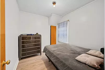 10335 S Hoxie Avenue, Chicago, IL 60617 - Photo 9