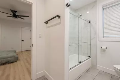 1535 W Estes Avenue #G, Chicago, IL 60626 - Photo 21