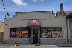 272 W Irving Park Rd, Wood Dale, IL 60191 - Photo 1