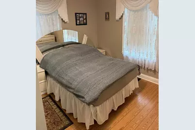 272 W Irving Park Road, Wood Dale, IL 60191 - Photo 11