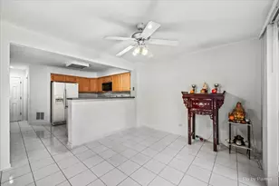 318 Club House Dr, Bloomingdale, IL 60108 - Photo 15