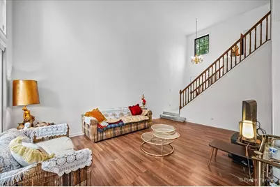 318 Club House Drive, Bloomingdale, IL 60108 - Photo 7