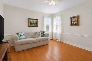 5325 Oak Center Dr, Oak Lawn, IL 60453 - Photo 9