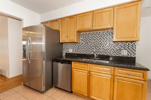 1185 Seymour Ave, Des Plaines, IL 60016 - Photo 13
