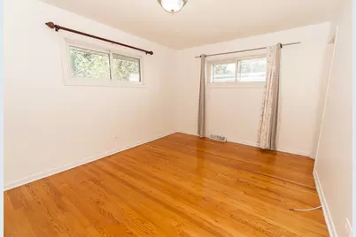 1185 Seymour Avenue, Des Plaines, IL 60016 - Photo 17