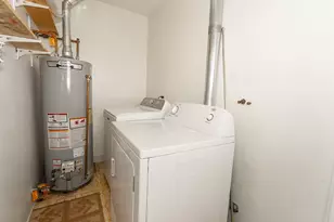 1185 Seymour Ave, Des Plaines, IL 60016 - Photo 27