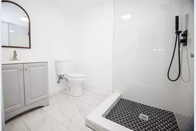 417 S 6 Avenue, Maywood, IL 60153 - Photo 29