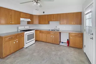 959 Norley Ave, Joliet, IL 60435 - Photo 9