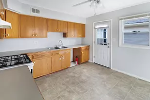 959 Norley Ave, Joliet, IL 60435 - Photo 7