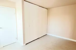 3700 Capri Ct, Glenview, IL 60025 - Photo 13