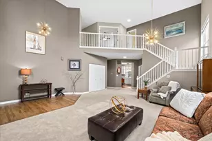 454 Chesterfield Ln, North Aurora, IL 60542 - Photo 7