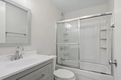 2650 N Lakeview Avenue #303, Chicago, IL 60614 - Photo 15