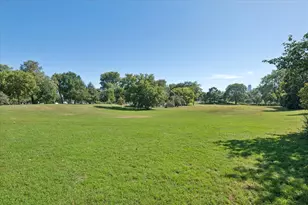 2650 N Lakeview Ave, Chicago, IL 60614 - Photo 25