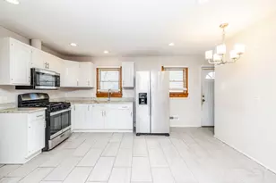 65 Indianwood Dr, Thornton, IL 60476 - Photo 5