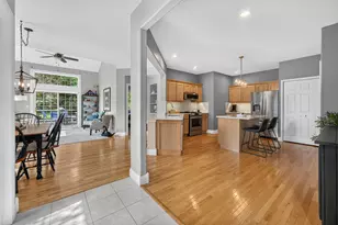276 Larsdotter Ln, Geneva, IL 60134 - Photo 5