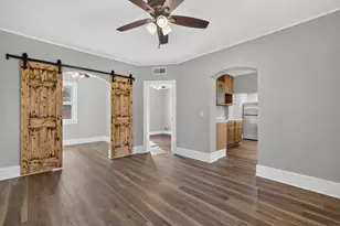 335 E Southmor Rd, Morris, IL 60450 - Photo 7