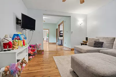 102 E North Street, Bellflower, IL 61724 - Photo 15