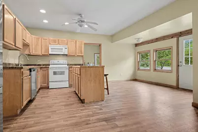 102 E North Street, Bellflower, IL 61724 - Photo 7