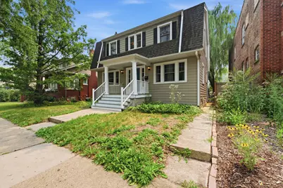 3829 W Addison Street, Chicago, IL 60618 - Photo 1