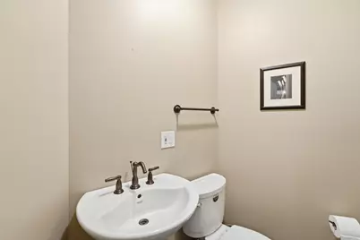 3829 W Addison Street, Chicago, IL 60618 - Photo 15