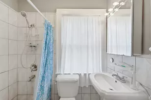 3829 W Addison St, Chicago, IL 60618 - Photo 23