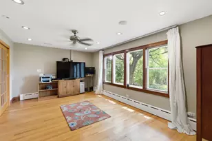 3829 W Addison St, Chicago, IL 60618 - Photo 5