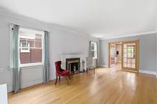 3829 W Addison St, Chicago, IL 60618 - Photo 3