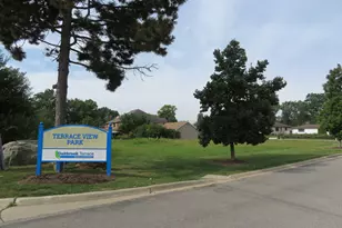 17W071 Hodges Rd, Oakbrook Terrace, IL 60181 - Photo 1